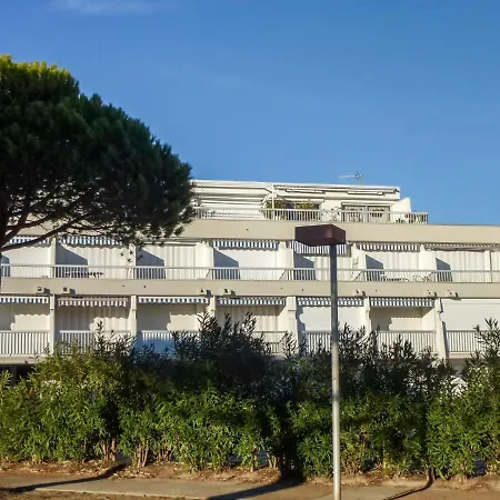 La Fregate-12 By Interhome Le Grau-du-Roi